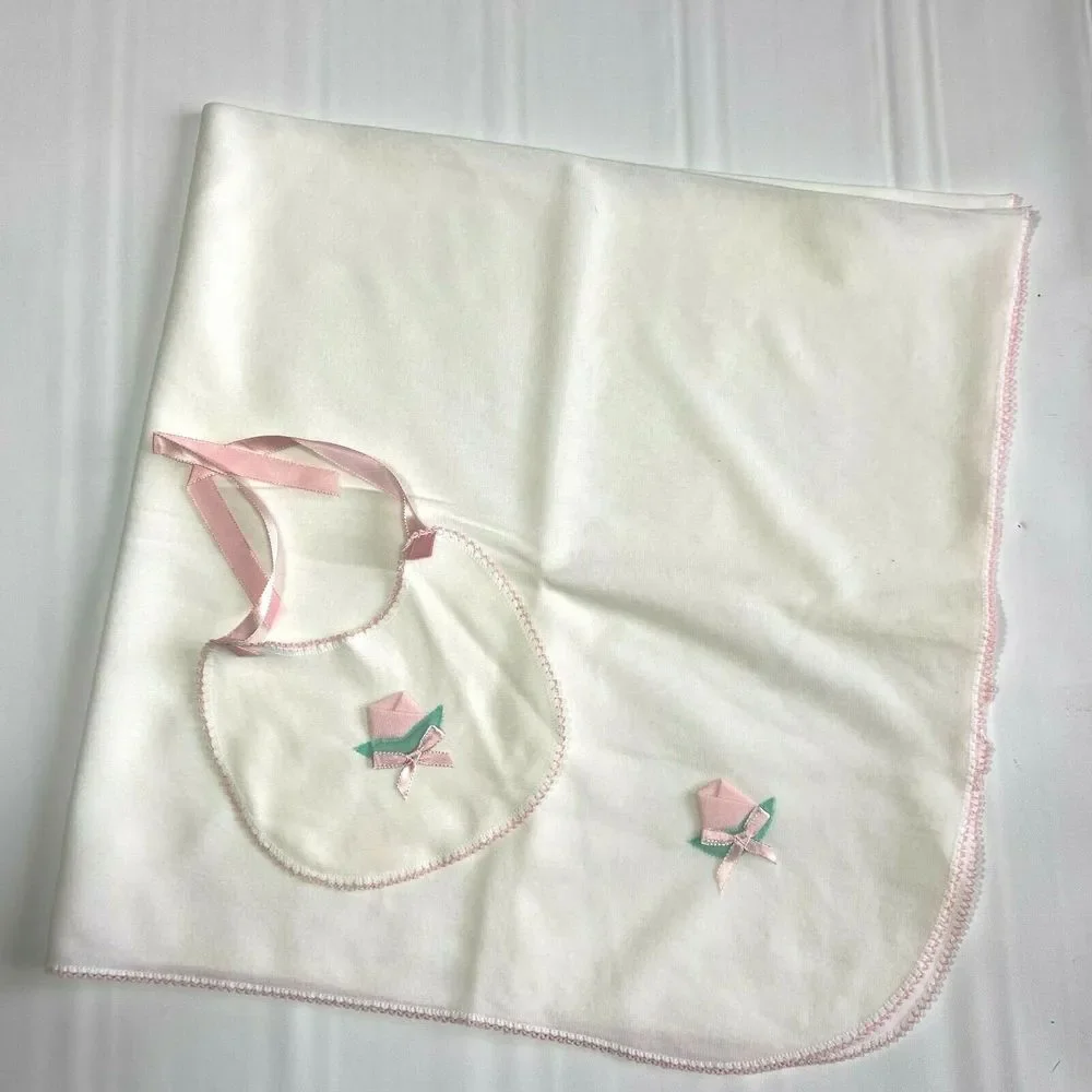 Zona Lee White Cozy Polyester Rose Bud Baby Blanket + Bib NOS USA Made 34 X 36